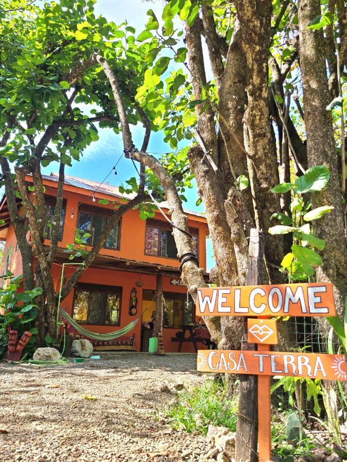 Casa Terra Hostel Sámara Dış mekan fotoğraf