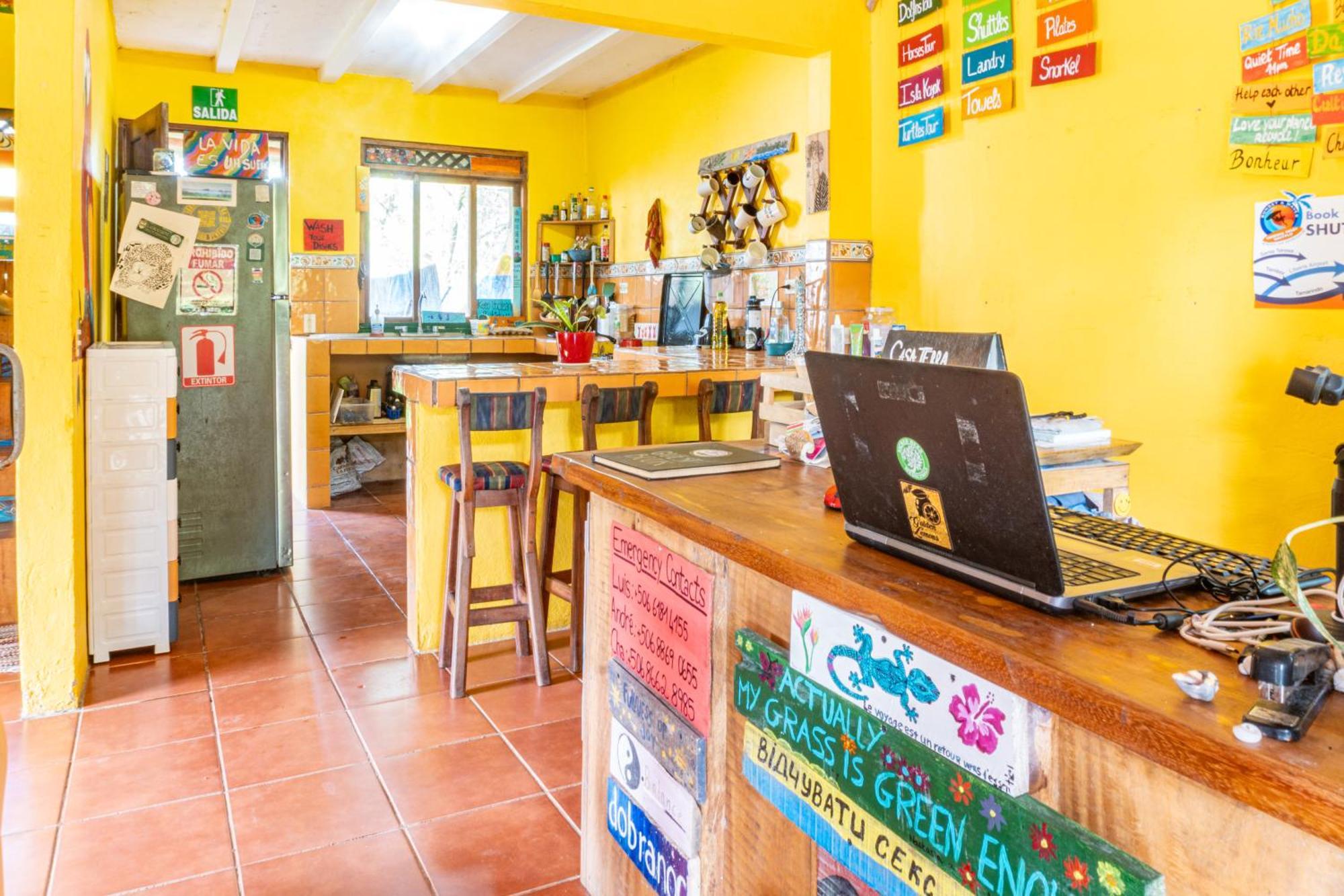 Casa Terra Hostel Sámara Dış mekan fotoğraf